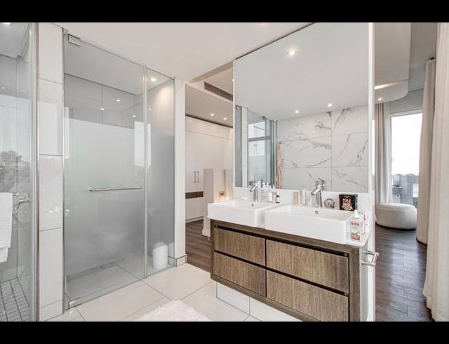 3 BEDROOM APARTMENT FOR SALE IN SANDHURST